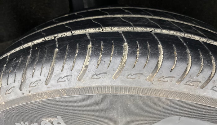 2019 Maruti Baleno DELTA 1.2 K12, Petrol, Manual, 11,334 km, Right Rear Tyre Tread