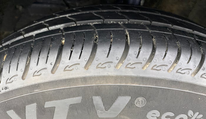 2019 Maruti Baleno DELTA 1.2 K12, Petrol, Manual, 11,334 km, Left Front Tyre Tread