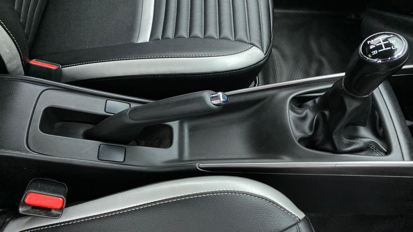 2019 Maruti Baleno DELTA 1.2 K12, Petrol, Manual, 11,334 km, Gear Lever