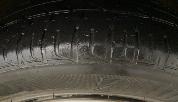 2022 Tata Tiago XT PETROL, Petrol, Manual, 45,865 km, Right Front Tyre Tread