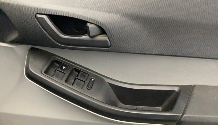 2022 Tata Tiago XT PETROL, Petrol, Manual, 45,865 km, Driver Side Door Panels Control