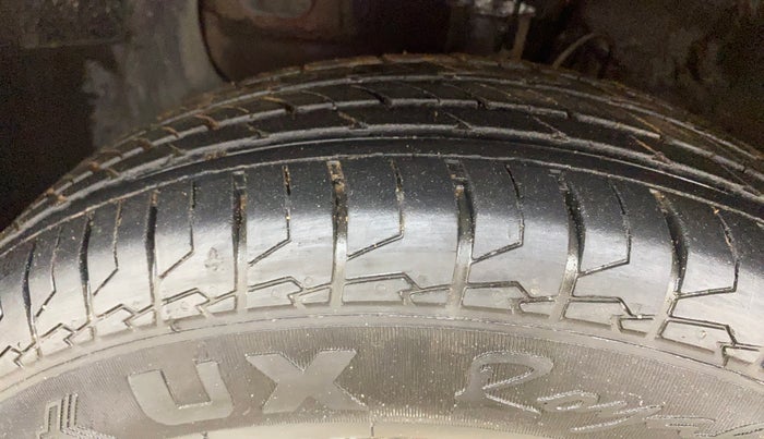 2016 Hyundai Elite i20 SPORTZ 1.4 CRDI, Diesel, Manual, 90,857 km, Left Front Tyre Tread