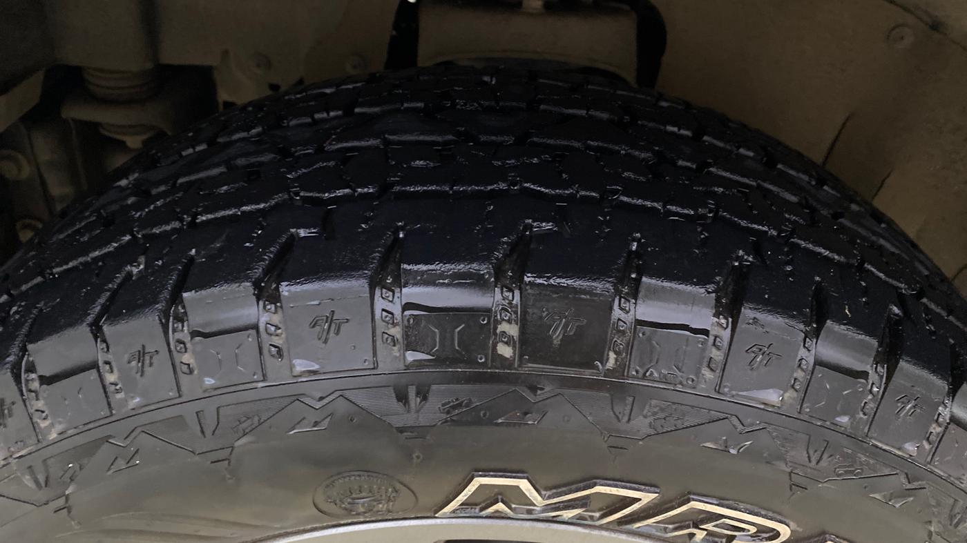 2023 Mahindra Thar LX D AT 4WD HT, Diesel, Automatic, 7,560 km, Left Front Tyre Tread