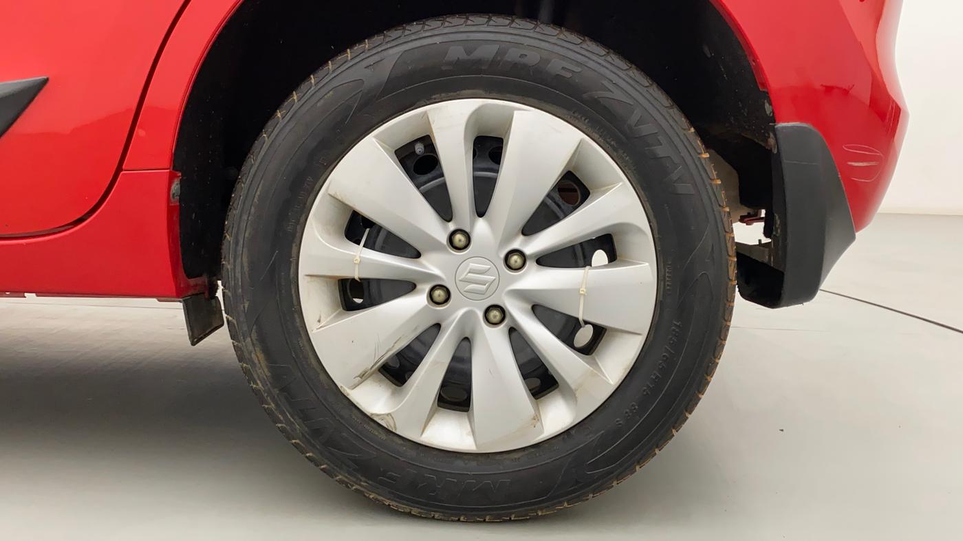 2017 Maruti Baleno DELTA PETROL 1.2, Petrol, Manual, 47,685 km, Left Rear Wheel