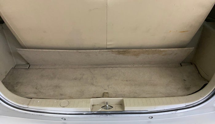 2015 Maruti Ertiga VXI, Petrol, Manual, 16,811 km, Boot Inside