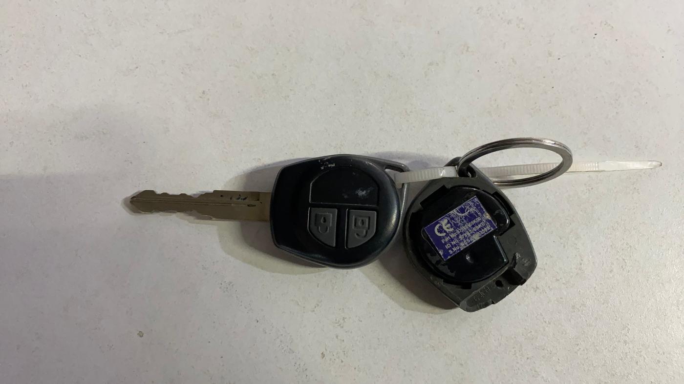 2015 Maruti Ertiga VXI, Petrol, Manual, 16,876 km, Key Close Up