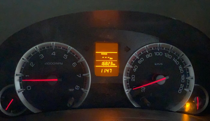 2015 Maruti Ertiga VXI, Petrol, Manual, 16,811 km, Odometer Image