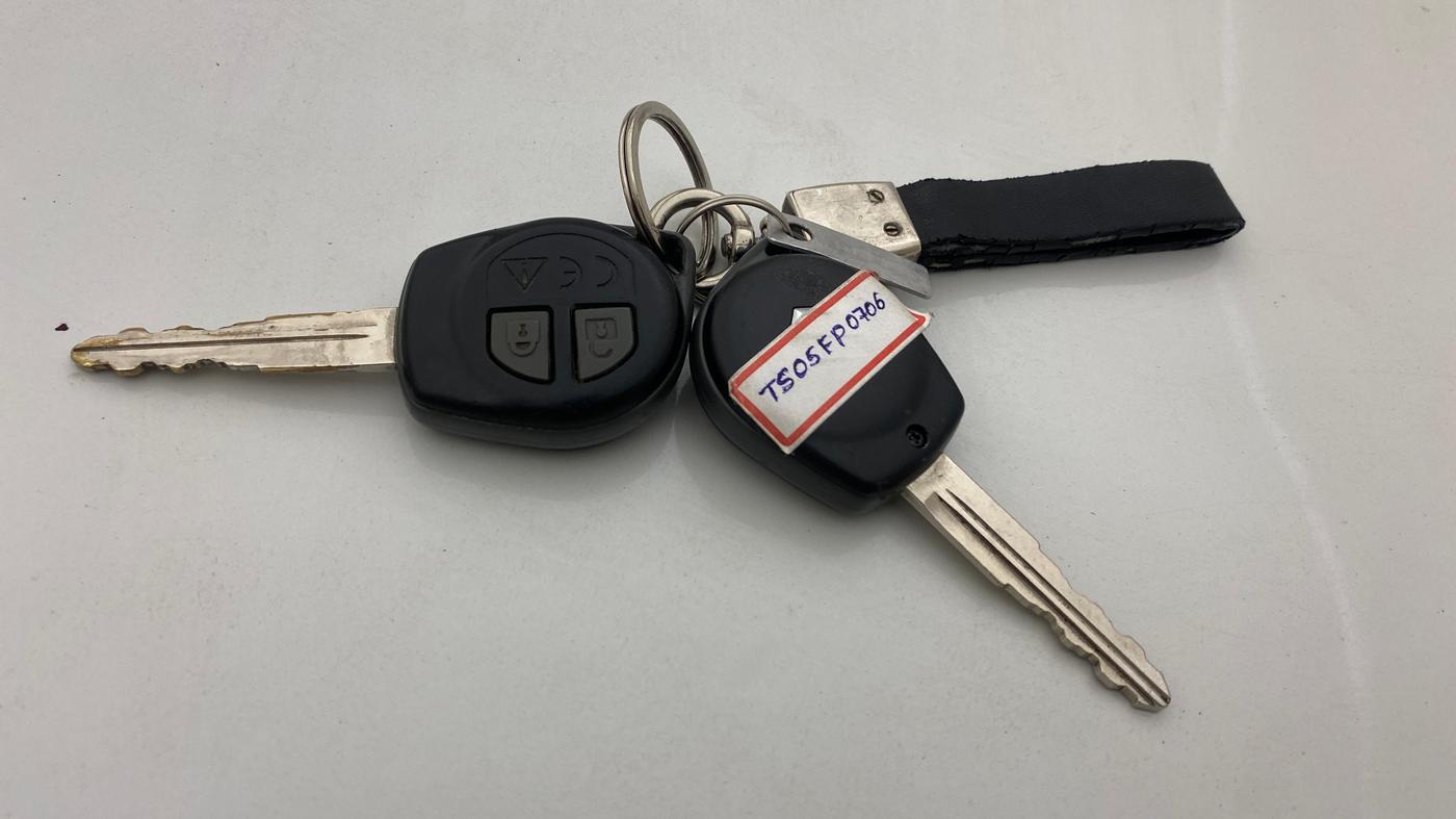 2022 Maruti Swift VXI, Petrol, Manual, 59,248 km, Key Close Up