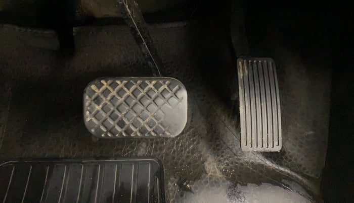 2019 MG HECTOR SMART 1.5 DCT PETROL, CNG, Automatic, 91,563 km, Pedals