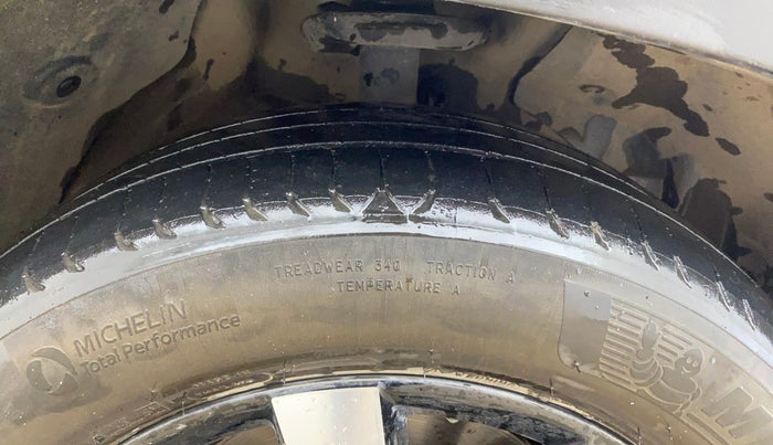 2019 MG HECTOR SMART 1.5 DCT PETROL, CNG, Automatic, 91,563 km, Right Front Tyre Tread