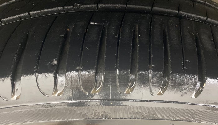 2021 Honda Amaze 1.2L I-VTEC VX CVT, Petrol, Automatic, 69,066 km, Right Rear Tyre Tread