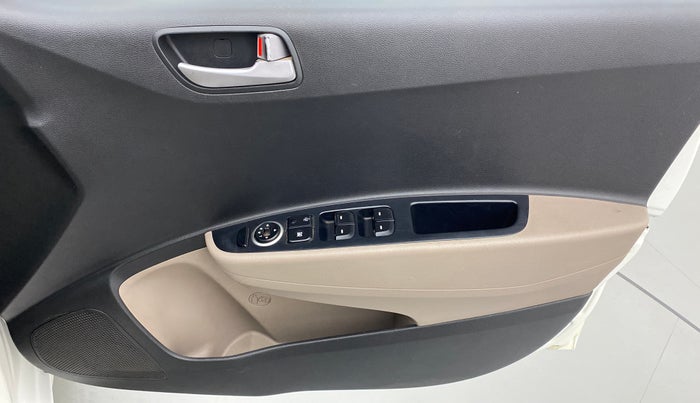 2014 Hyundai Xcent S 1.2, CNG, Manual, 65,963 km, Driver Side Door Panels Control