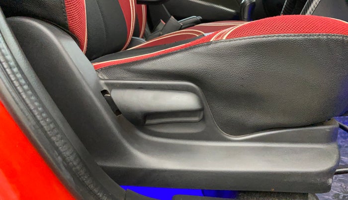 2017 Maruti Swift LXI (O), Petrol, Manual, 75,068 km, Driver Side Adjustment Panel