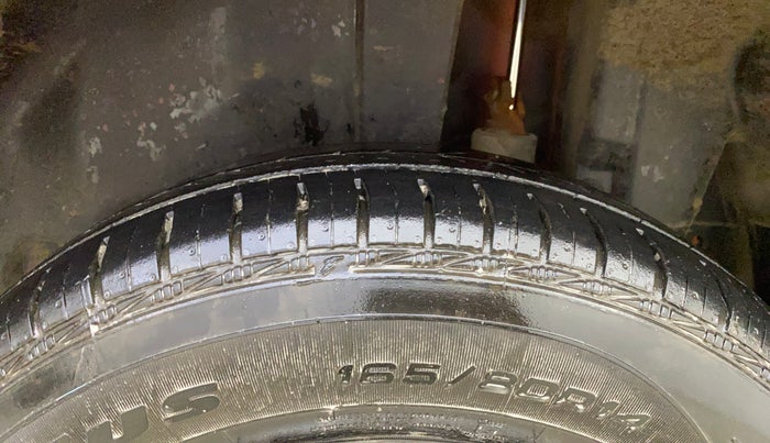 2017 Maruti Swift LXI (O), Petrol, Manual, 75,068 km, Left Rear Tyre Tread