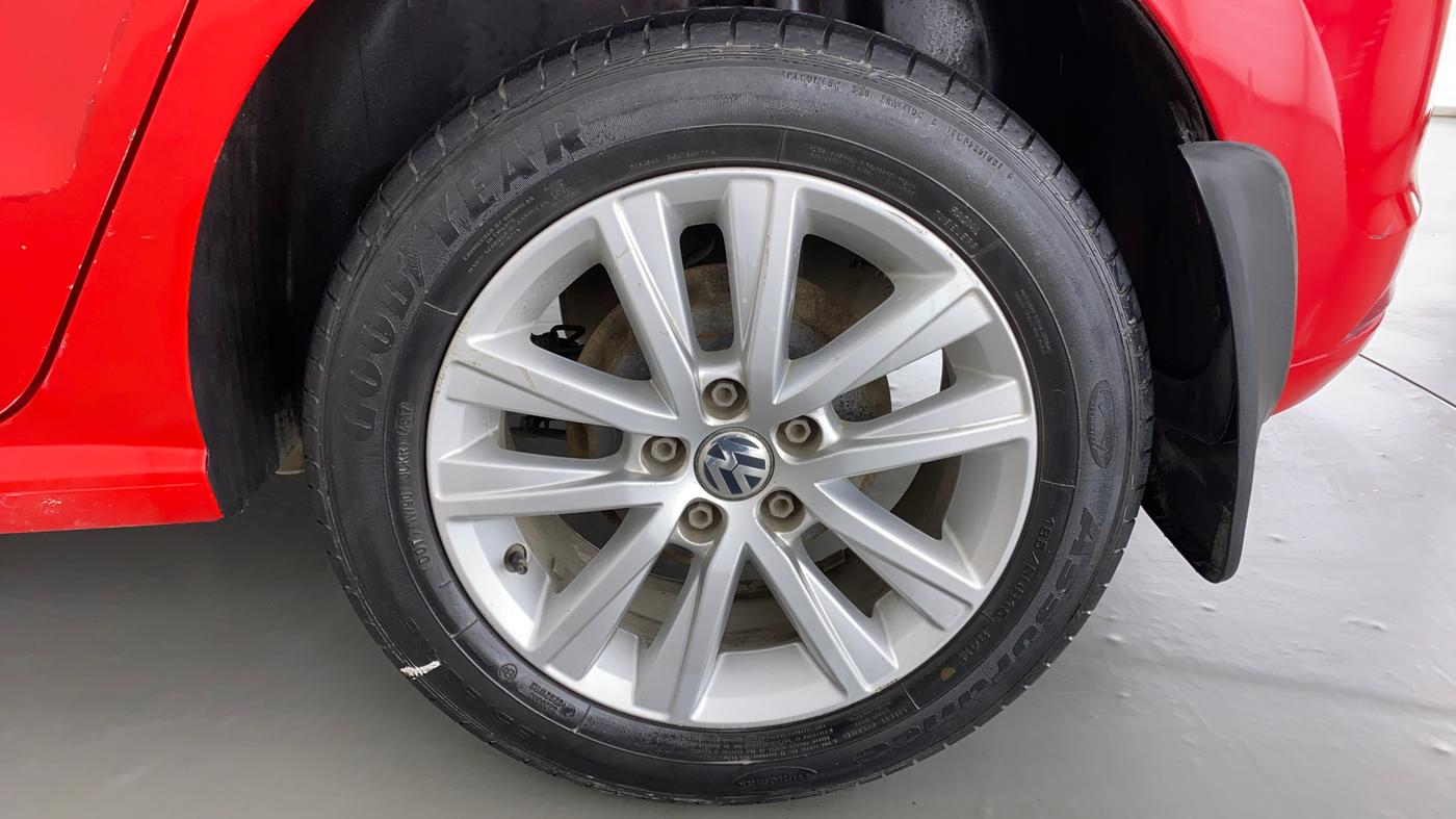 2015 Volkswagen Polo GT TSI 1.2 PETROL AT, Petrol, Automatic, 87,516 km, Left Rear Wheel