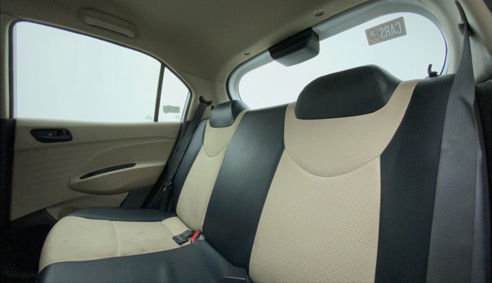 2021 Hyundai NEW SANTRO SPORTZ EXECUTIVE MT CNG, CNG, Manual, 41,578 km, Right Side Rear Door Cabin