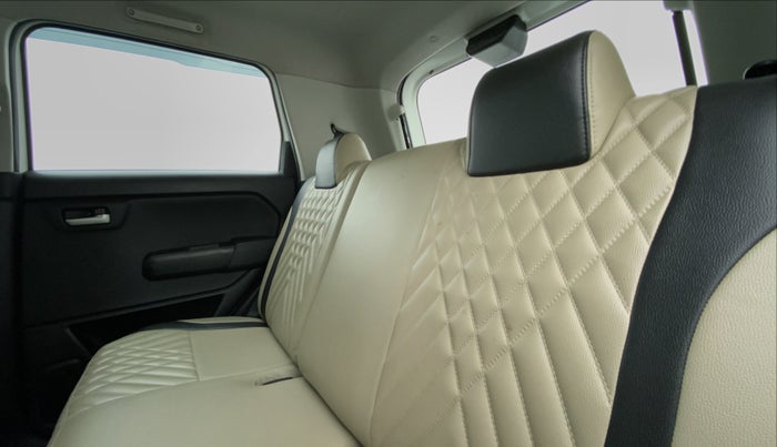 2019 Maruti New Wagon-R 1.0 VXI (O), Petrol, Manual, 25,972 km, Right Side Rear Door Cabin