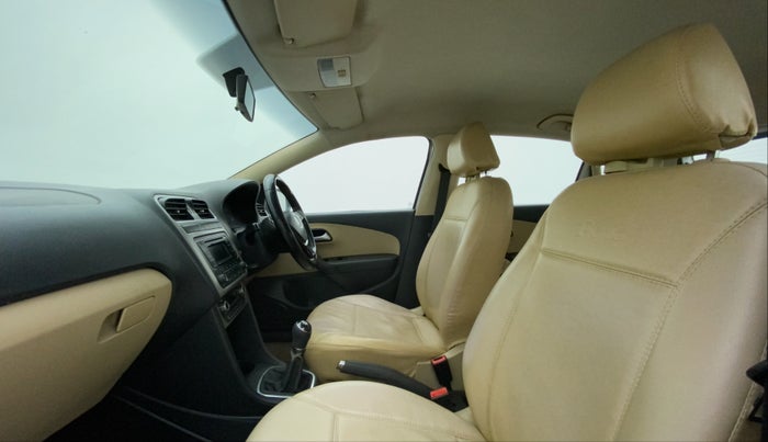 2015 Volkswagen Polo HIGHLINE1.2L, Petrol, Manual, 85,767 km, Right Side Front Door Cabin