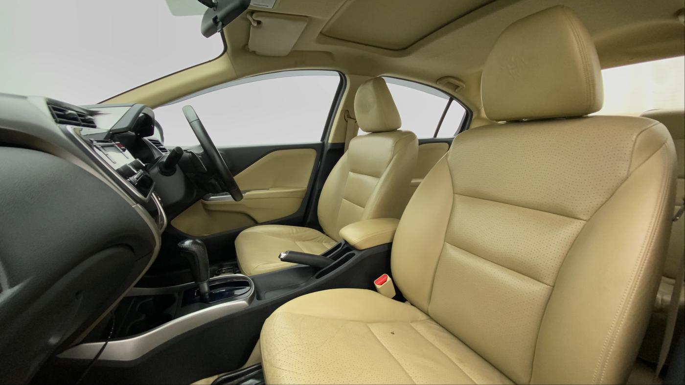 2015 Honda City VX CVT PETROL, Petrol, Automatic, 71,581 km, Right Side Front Door Cabin