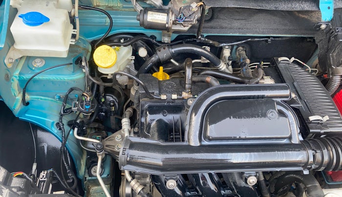 2022 Renault Kwid RXT 1.0 (O), Petrol, Manual, 49,467 km, Engine View - Right