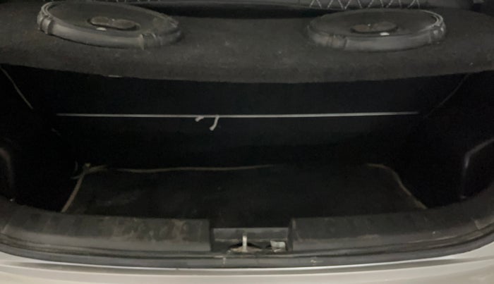 2014 Maruti Swift VXI, Petrol, Manual, 49,566 km, Boot Inside