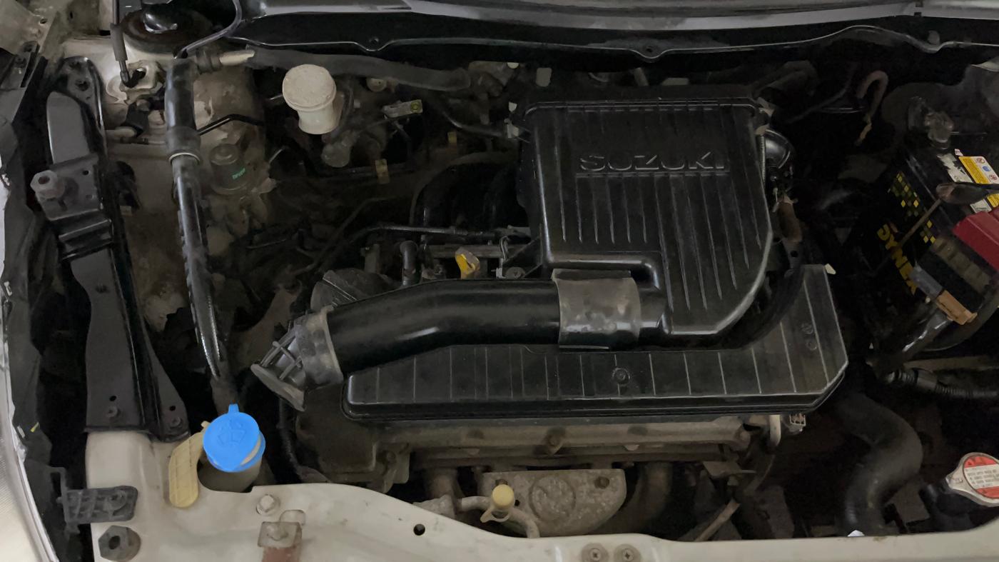 2014 Maruti Swift VXI, Petrol, Manual, 49,691 km, Engine View - Right