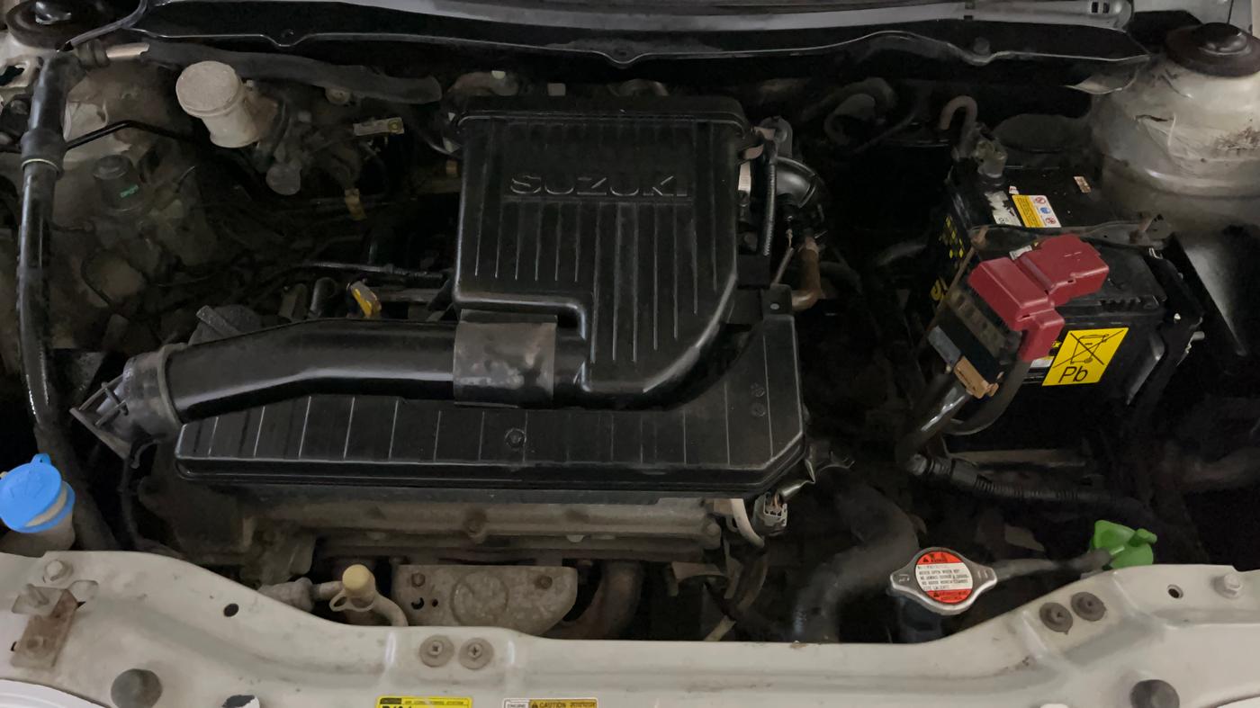 2014 Maruti Swift VXI, Petrol, Manual, 49,691 km, Engine View