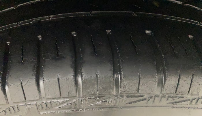 2014 Hyundai Elite i20 ASTA 1.2, Petrol, Manual, 62,552 km, Left Rear Tyre Tread