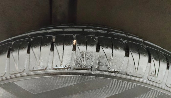 2017 Ford Ecosport TITANIUM 1.5L PETROL AT, Petrol, Automatic, 37,981 km, Right Rear Tyre Tread