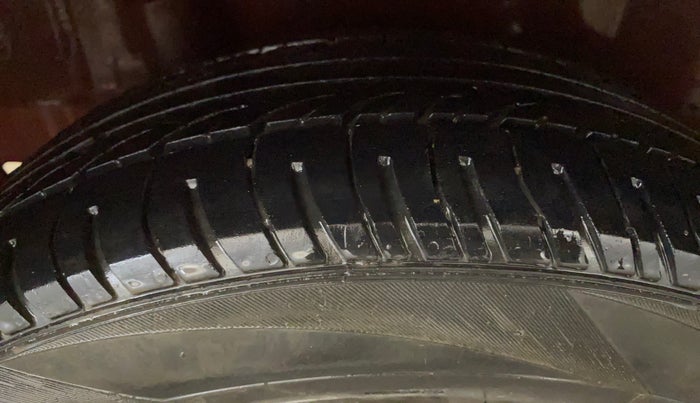 2018 Honda Brio S(O) MT, Petrol, Manual, 50,198 km, Right Rear Tyre Tread
