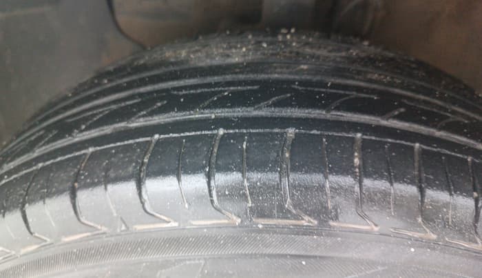 2018 Hyundai Elite i20 SPORTZ 1.2, Petrol, Manual, 98,911 km, Left Front Tyre Tread