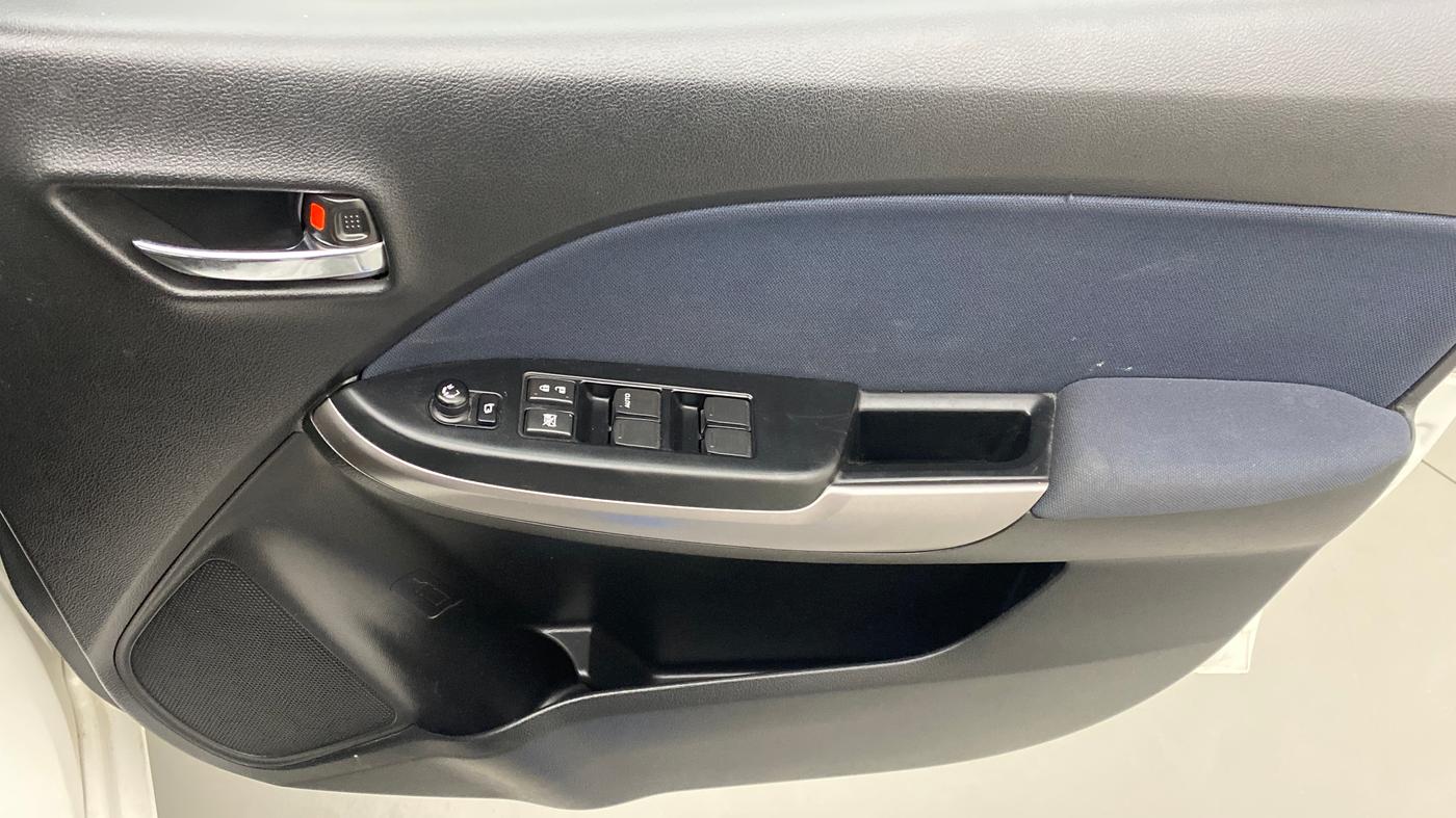 2021 Maruti Baleno ZETA CVT PETROL 1.2, Petrol, Automatic, 16,537 km, Driver Side Door Panels Control
