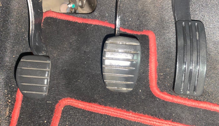 2018 Renault Duster 110 PS RXZ DIESEL, Diesel, Manual, 88,316 km, Pedals