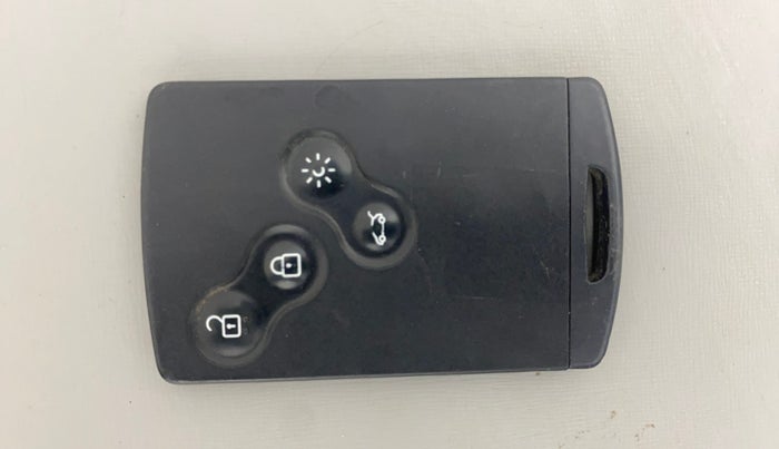 2019 Nissan Kicks XV PREMIUM O DUAL TONE DIESEL, Diesel, Manual, 45,593 km, Key Close Up