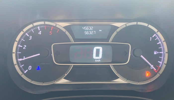 2019 Nissan Kicks XV PREMIUM O DUAL TONE DIESEL, Diesel, Manual, 45,593 km, Odometer Image