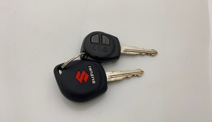 2022 Maruti Swift VXI, Petrol, Manual, 44,559 km, Key Close Up