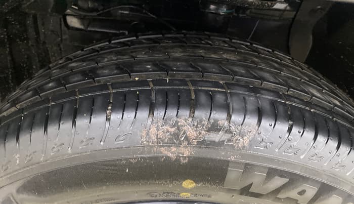2025 Maruti BREZZA ZXI + SMART HYBRID, Petrol, Manual, 1,421 km, Left Front Tyre Tread