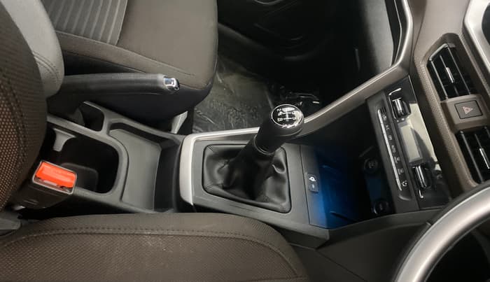 2025 Maruti BREZZA ZXI + SMART HYBRID, Petrol, Manual, 1,421 km, Gear Lever