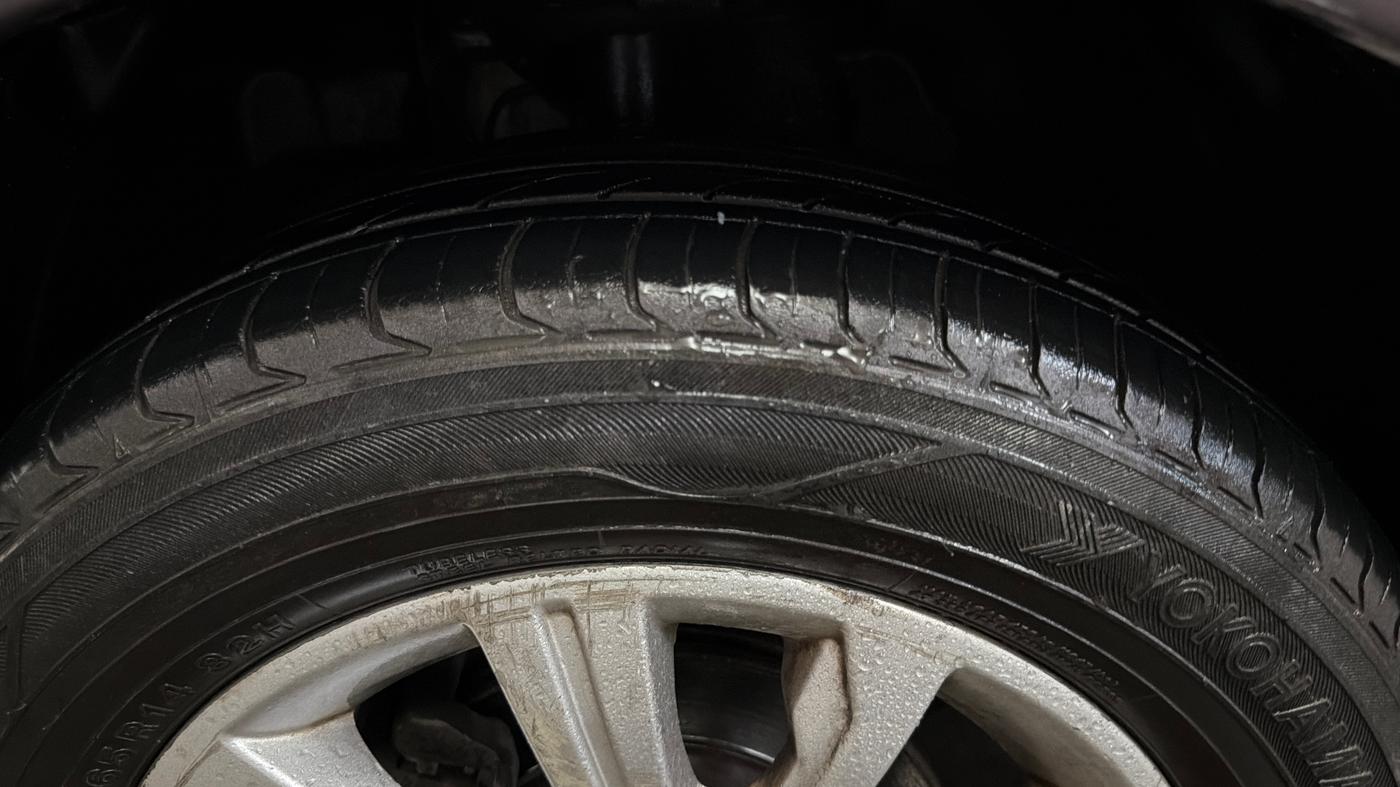 2017 Tata Tiago XZA PETROL, Petrol, Automatic, 96,720 km, Left Front Tyre Tread