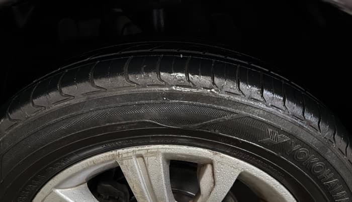 2017 Tata Tiago XZA PETROL, Petrol, Automatic, 96,720 km, Left Front Tyre Tread