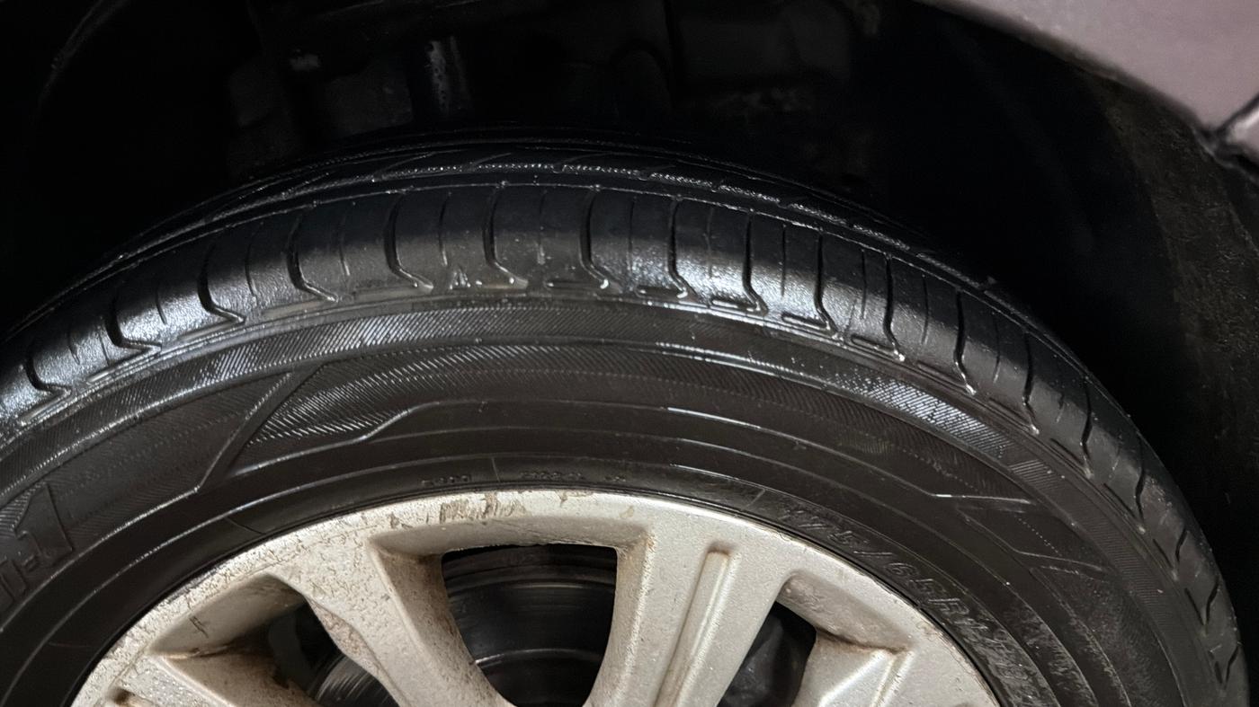 2017 Tata Tiago XZA PETROL, Petrol, Automatic, 96,720 km, Right Front Tyre Tread