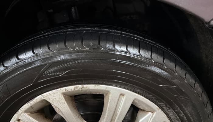 2017 Tata Tiago XZA PETROL, Petrol, Automatic, 96,720 km, Right Front Tyre Tread