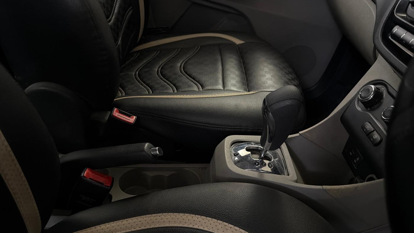 2017 Tata Tiago XZA PETROL, Petrol, Automatic, 96,720 km, Gear Lever