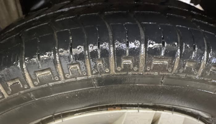 2019 Maruti Alto 800 LXI, Petrol, Manual, 40,897 km, Left Rear Tyre Tread