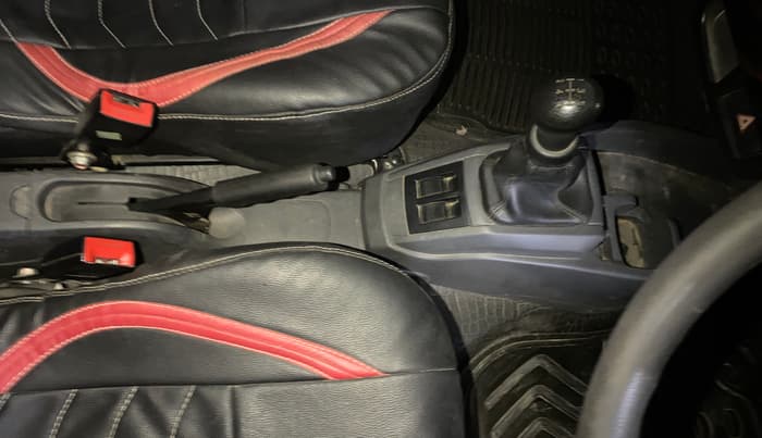 2019 Maruti Alto 800 LXI, Petrol, Manual, 40,897 km, Gear Lever