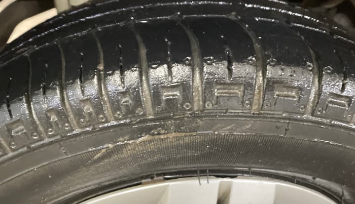 2019 Maruti Alto 800 LXI, Petrol, Manual, 40,897 km, Right Rear Tyre Tread