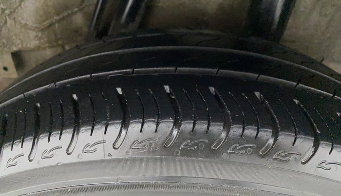 2018 Honda Jazz 1.2L I-VTEC V AT, Petrol, Automatic, 1,00,657 km, Left Rear Tyre Tread