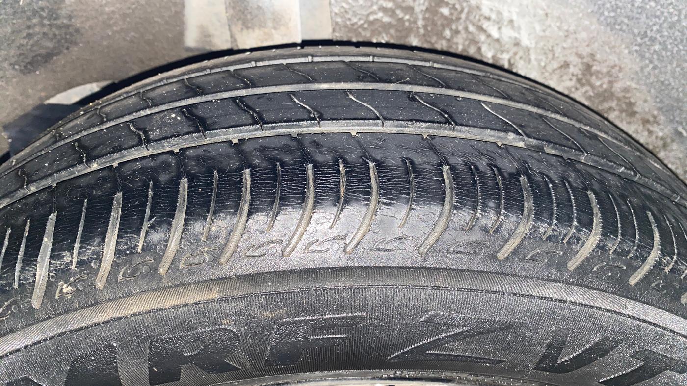 2021 Maruti Baleno DELTA PETROL 1.2, Petrol, Manual, 33,328 km, Right Rear Tyre Tread