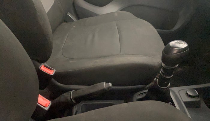 2016 Renault Kwid RXT 0.8, Petrol, Manual, 58,960 km, Gear Lever