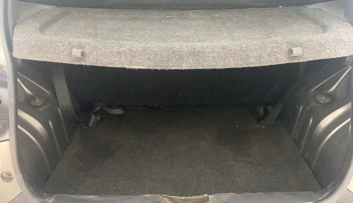 2016 Renault Kwid RXT 0.8, Petrol, Manual, 58,960 km, Boot Inside